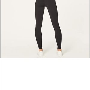 Lulu lemon wunder under